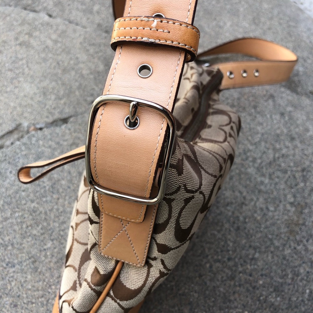 Coach Purse - Picture 3 of 7